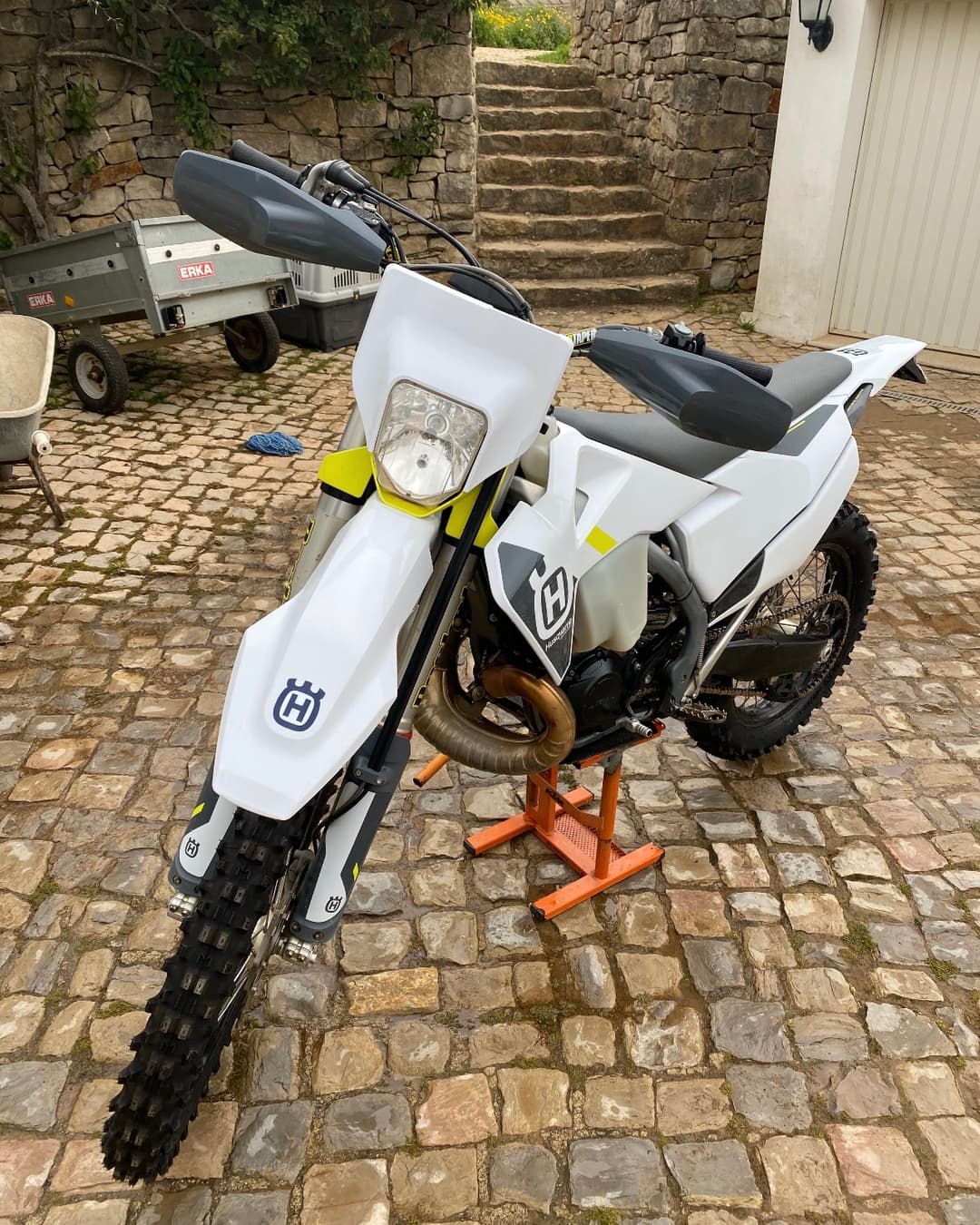 husqvarna-te-300-1}